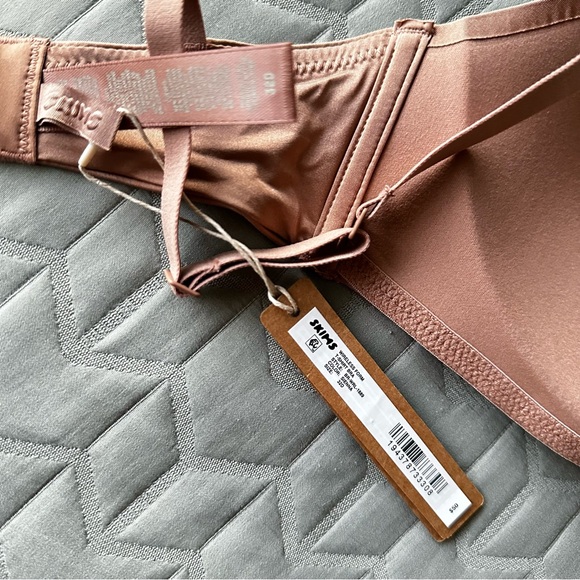 SKIMS Women's Intimates Bra in Light Brown - Picture 3 of 4